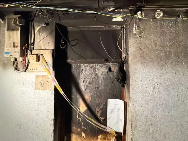 痛心!84岁老人因烟感报警器未联网酿成悲剧,家庭消防如何做到“有备无患”?